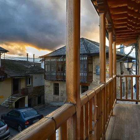 Feriehus Casa Rural Tia Basi Puebla de Sanabria