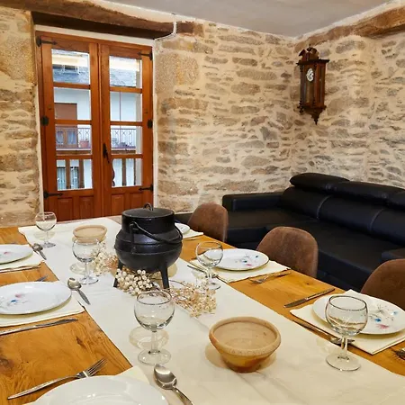 Casa Rural Tia Basi Feriehus *